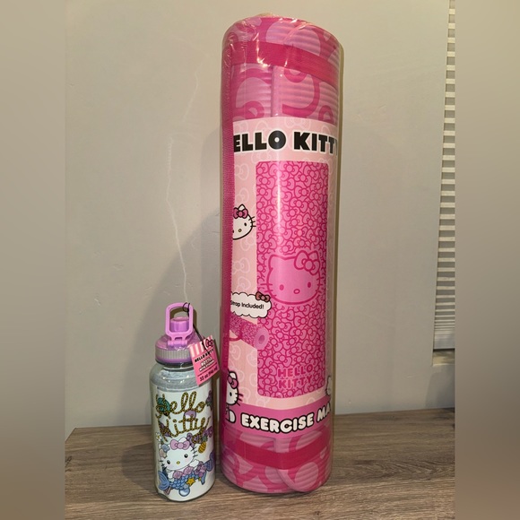Hello Kitty Exercise Mat and Hello Kitty Mermaid Water Bottle - Picture 3 of 4